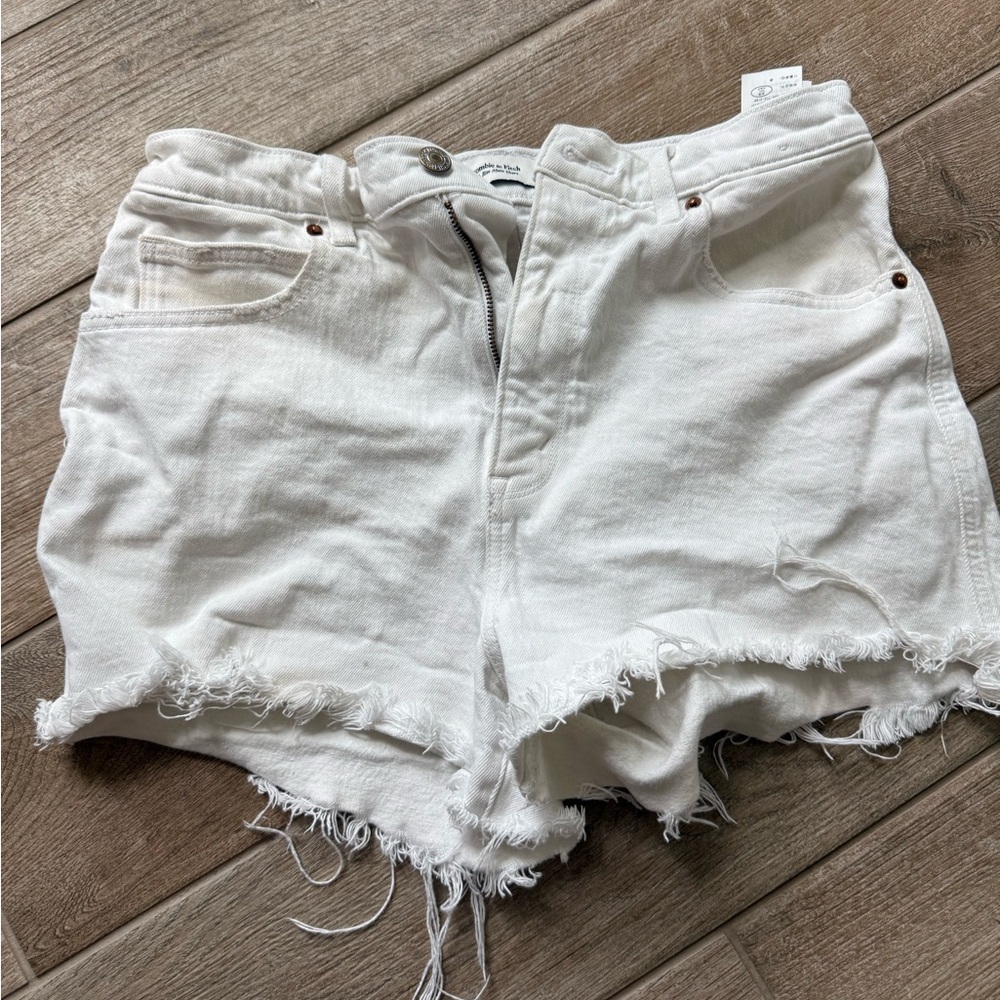 Abercrombie & Fitch Cream Frayed Hem Jean Shorts